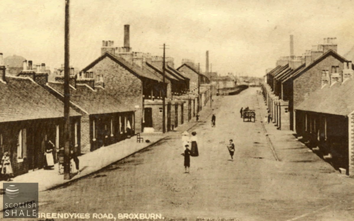 BroxburnRowsImage2.jpg
