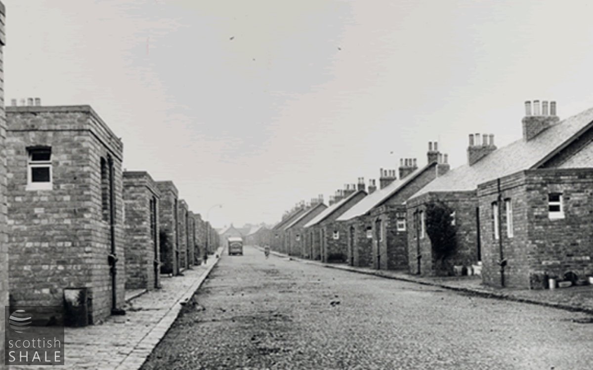 BroxburnRowsImage6.jpg