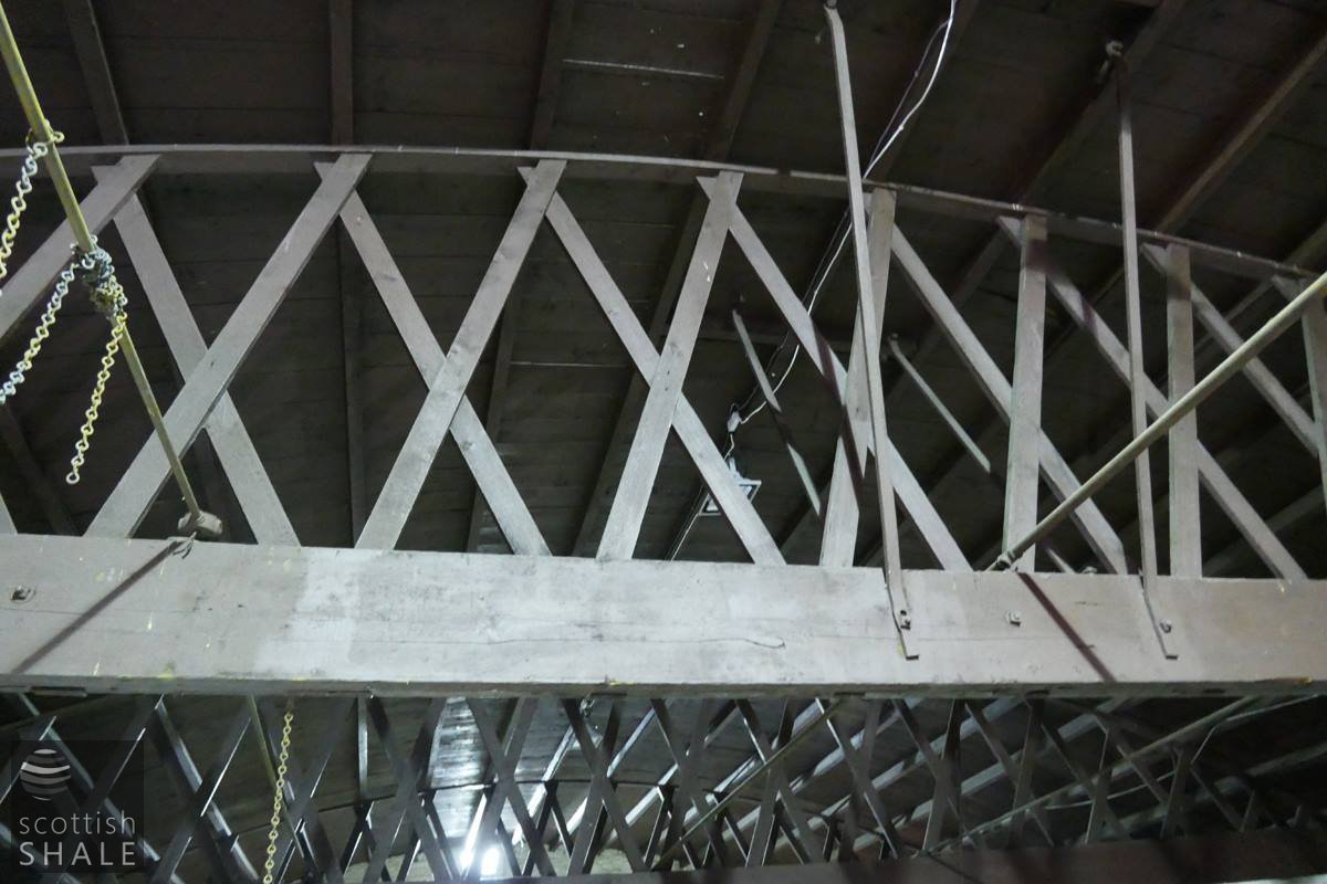 F18009-09.jpg