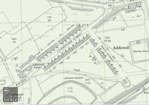 The area c.1958. by which time most of Stephenson St and Davy St had been demolished. The washhouses are shown either side of Livingstone St. Image courtesy of National Library of Scotland.
